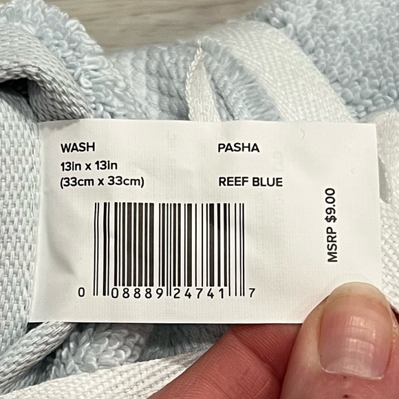 6 Pc UGG Pasha Reef Light Baby Blue Bath Towel Set - 2 Hand Towels, 4 Washcloths - Picture 5 of 5